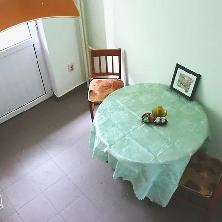 Kuker House Apartment